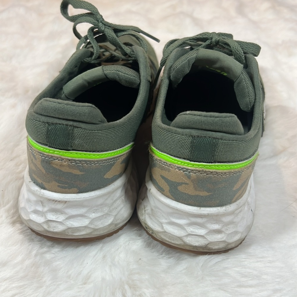 New Balance Women’s Fresh Foam - Picture 3 of 7